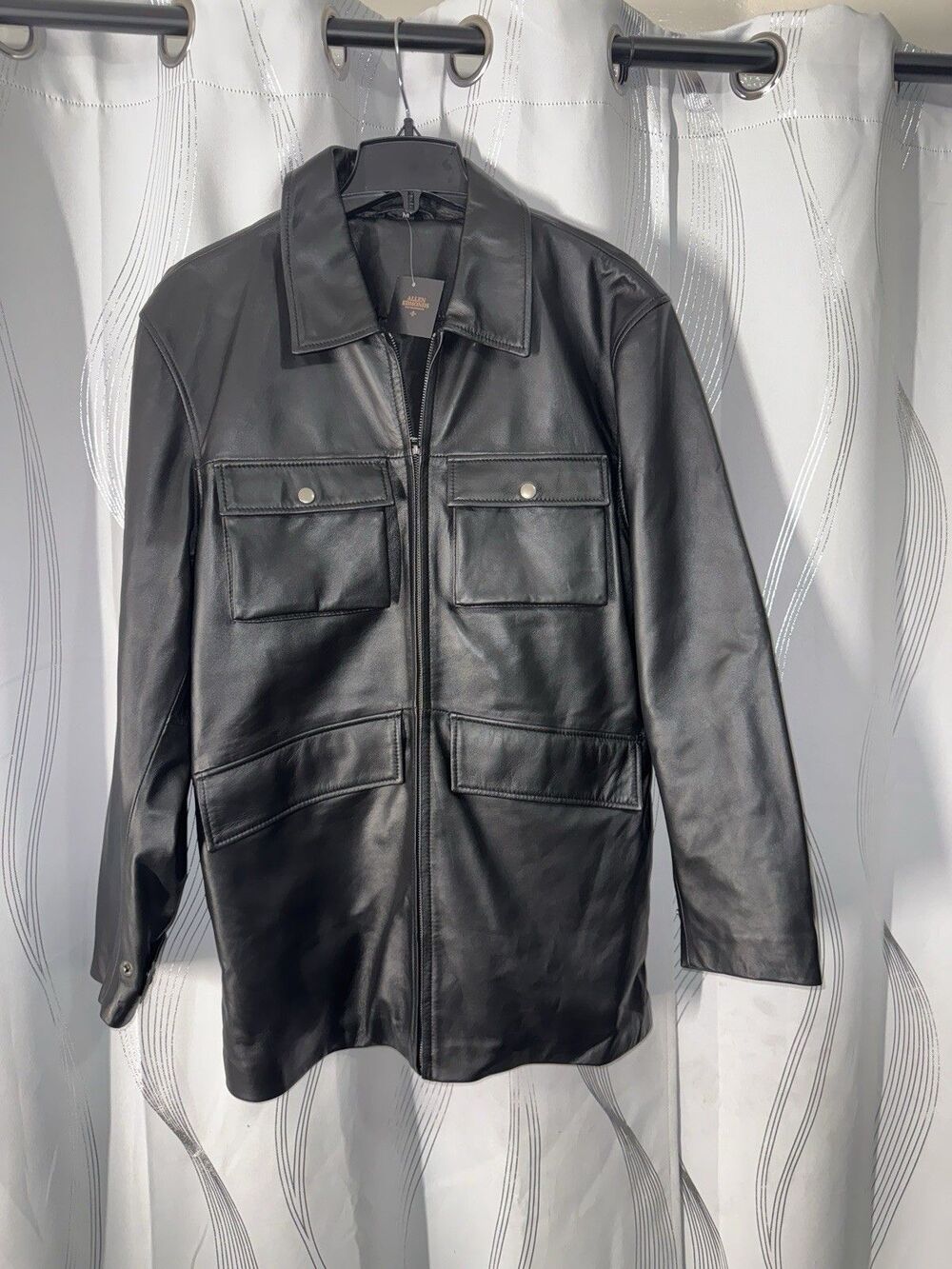Allen Edmonds Men’s  Black genuine Leather sample Jacket Size M